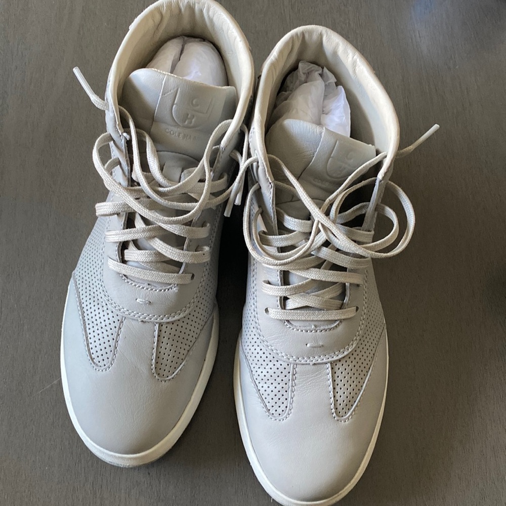 Cole Hann: GrandPro Sneakers 👟 color: silver fox